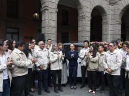 Claudia Sheinbaum presenta el minivehículo Olinia Carga