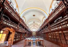La Biblioteca Palafoxiana celebra 380 años de ser memoria viva de puebla.