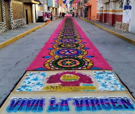 “La Noche Mágica” de Acatzingo mostrará más de 9 kilómetros de alfombras artísticas