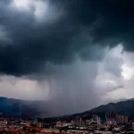Suspenden clases en 26 municipios de la sierra negra por lluvias.