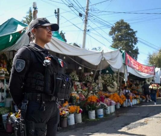 Refuerzan vigilancia ante actividades de Día de Muertos 2026.