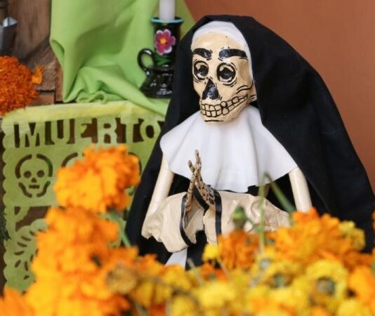 Abre Casa de Cultura convocatoria para concurso de ofrendas y altares