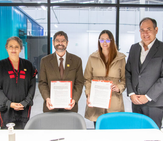 IBERO Puebla y Supercool Mobility firman convenio, por un futuro sustentable.