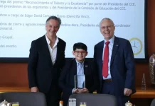 CCE reconoce a David Da Vinci por su contribución a una educación más integral en México