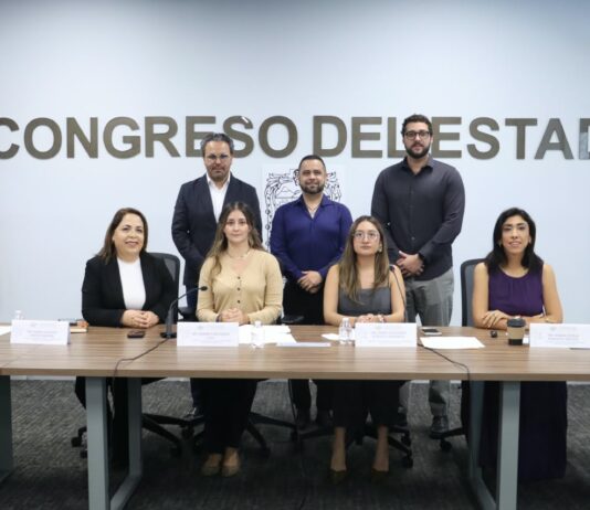 Comisión del Congreso aprueba emisión de la convocatoria para la entrega de la Presea “Luis Rivera Terrazas” 2026.