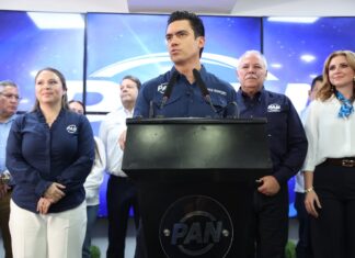 PAN denuncia abandono del sistema de salud.